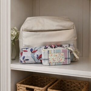 NWT bundle Vera Bradley cosmetic Bag Floral Umbrella Card Holder bundle